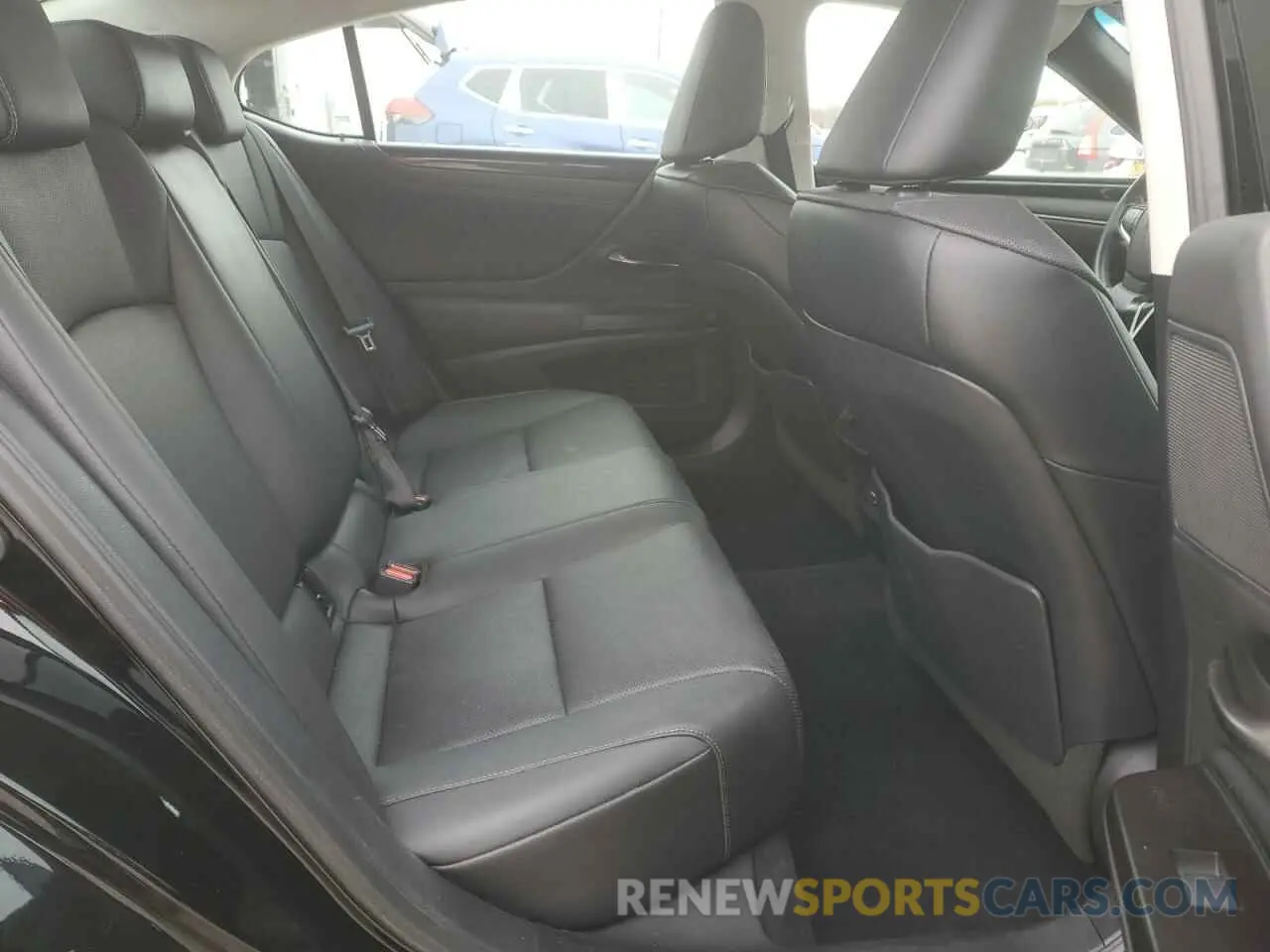10 fotografías del automóvil dañado 58ABZ1B19KU048879 LEXUS ES350 2019