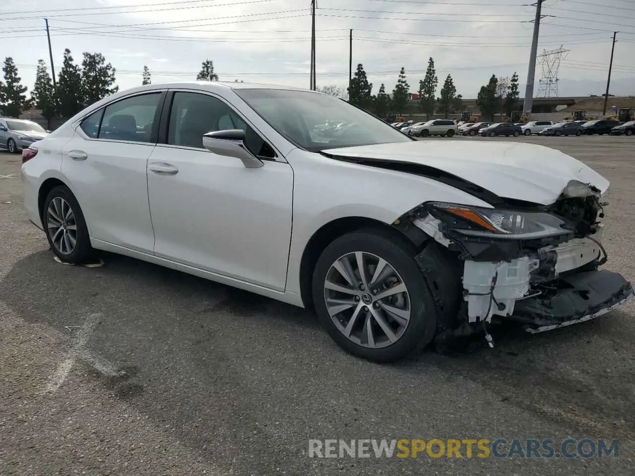 4 fotografías del automóvil dañado 58ABZ1B1XKU007550 LEXUS ES350 2019