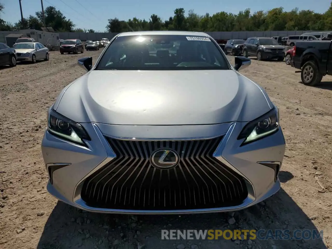 5 fotografías del automóvil dañado 58ABZ1B1XKU024798 LEXUS ES350 2019