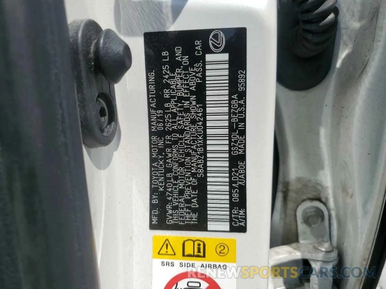 12 fotografías del automóvil dañado 58ABZ1B1XKU042461 LEXUS ES350 2019