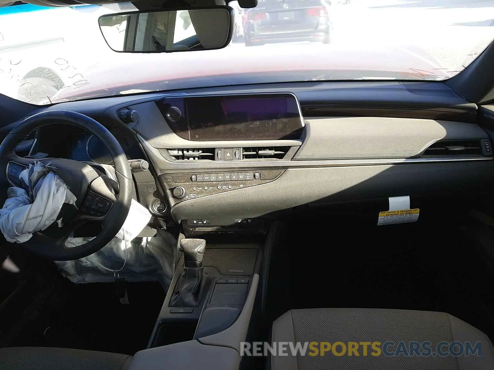 9 fotografías del automóvil dañado JTHBZ1B14K2002155 LEXUS ES350 2019