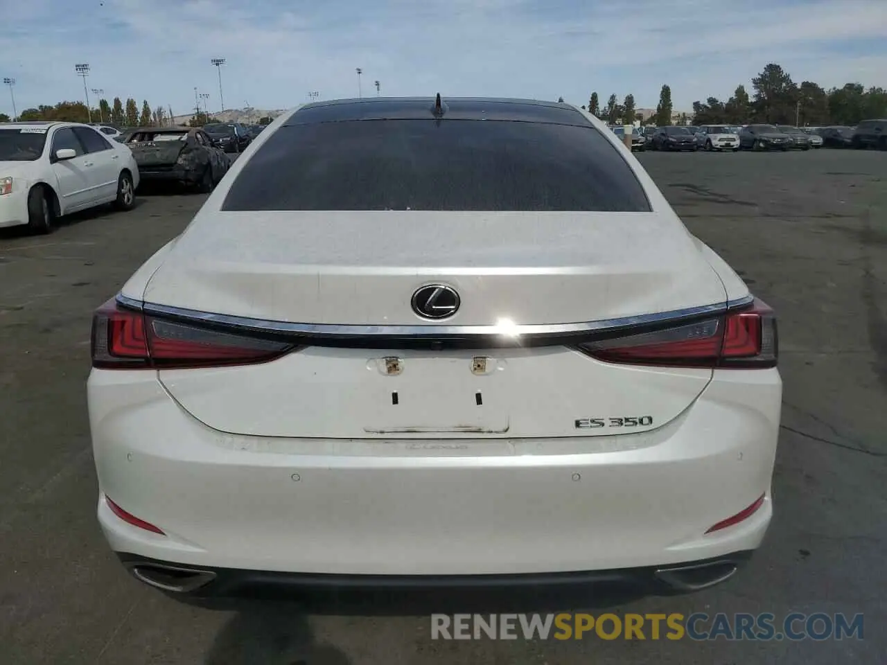 6 fotografías del automóvil dañado 58ADZ1B11LU078758 LEXUS ES350 2020