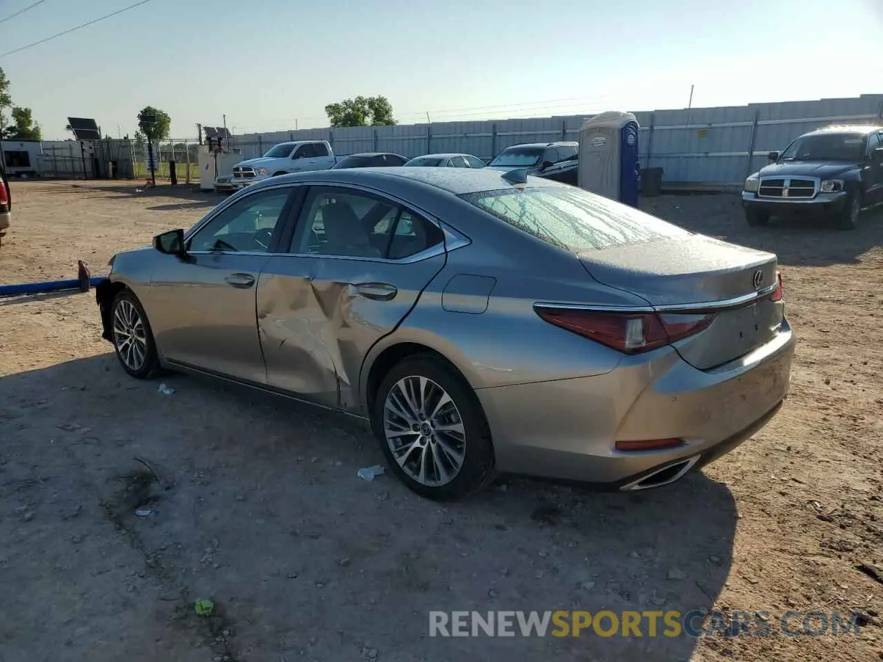 2 fotografías del automóvil dañado 58ADZ1B13LU074422 LEXUS ES350 2020