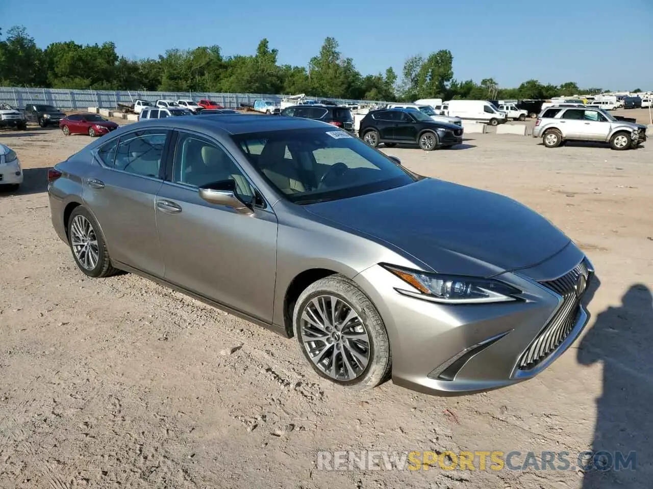 4 fotografías del automóvil dañado 58ADZ1B13LU074422 LEXUS ES350 2020