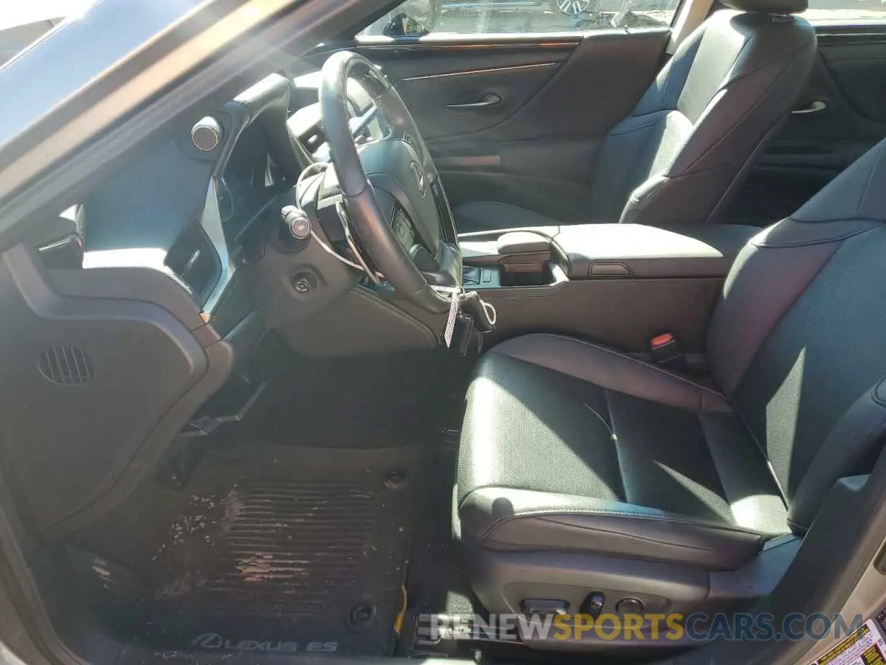 7 fotografías del automóvil dañado 58ADZ1B14LU074428 LEXUS ES350 2020