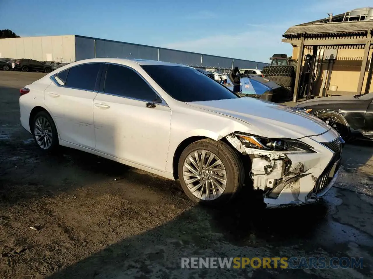4 fotografías del automóvil dañado 58AEZ1B11LU057798 LEXUS ES350 2020