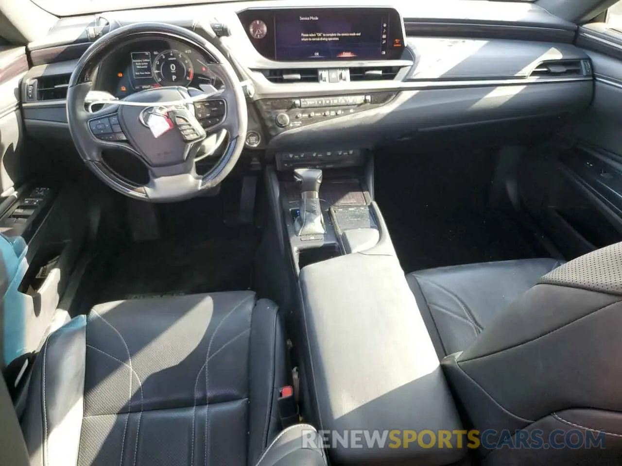 8 fotografías del automóvil dañado 58AEZ1B16LU054170 LEXUS ES350 2020