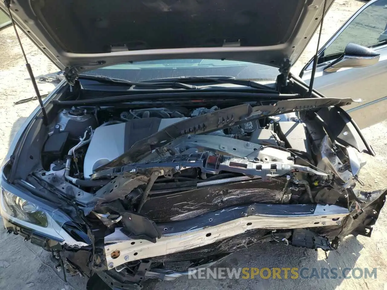 11 fotografías del automóvil dañado 58AEZ1B18LU073187 LEXUS ES350 2020