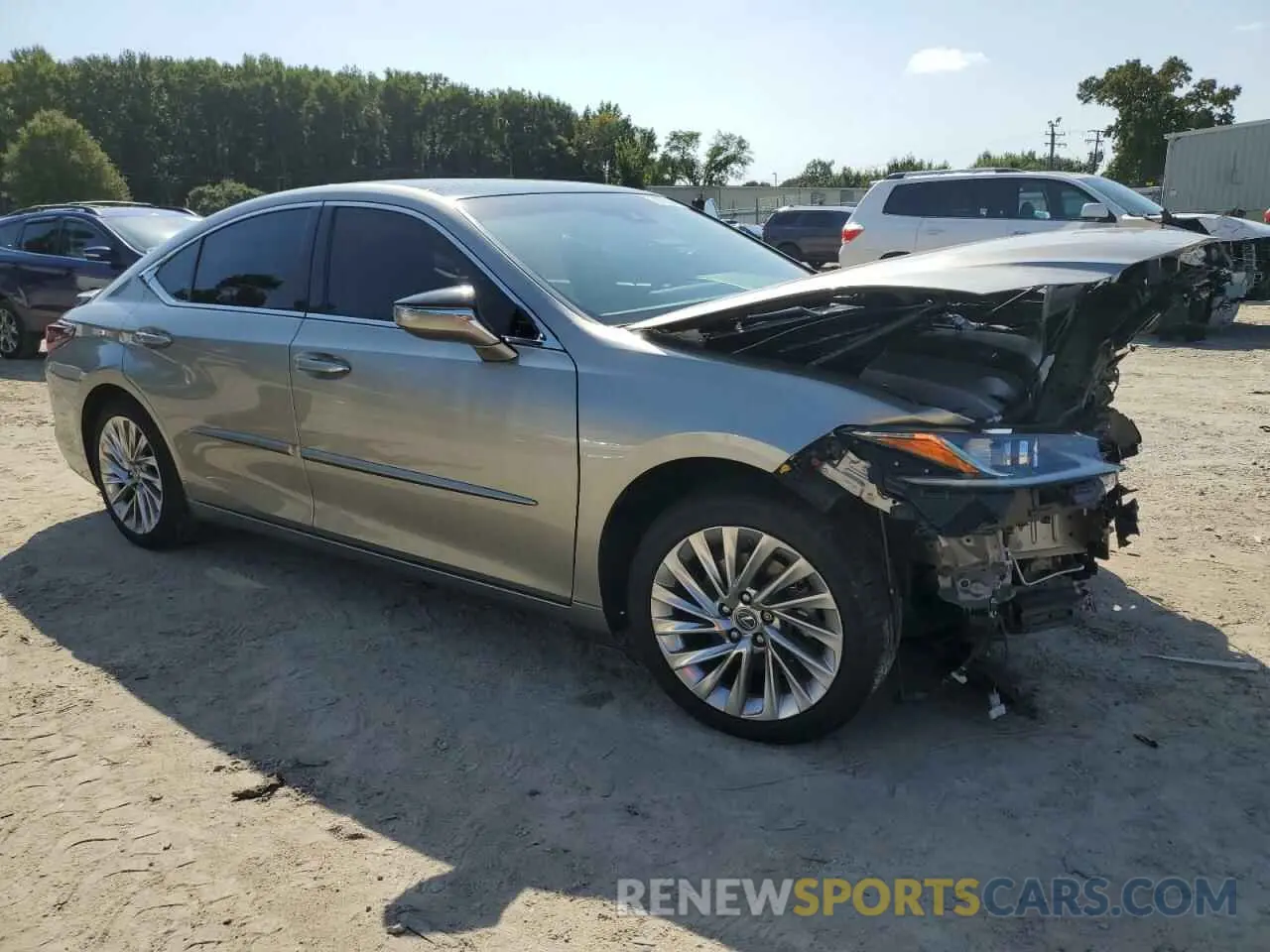 4 fotografías del automóvil dañado 58AEZ1B18LU073187 LEXUS ES350 2020