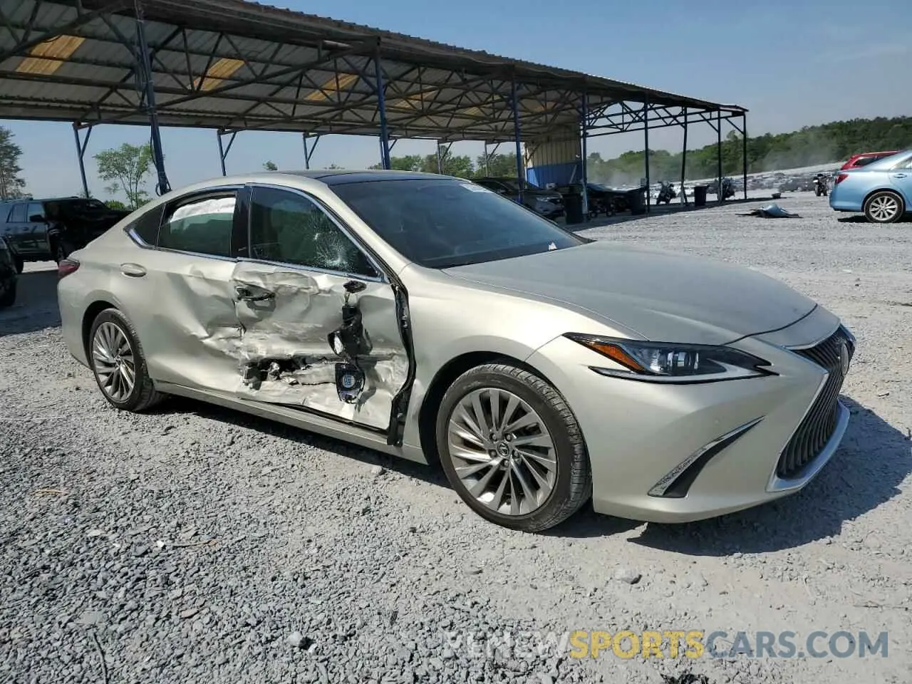 4 fotografías del automóvil dañado 58AEZ1B1XLU053572 LEXUS ES350 2020