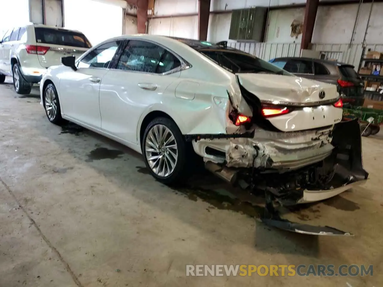 2 fotografías del automóvil dañado 58AFZ1B11LU078266 LEXUS ES350 2020