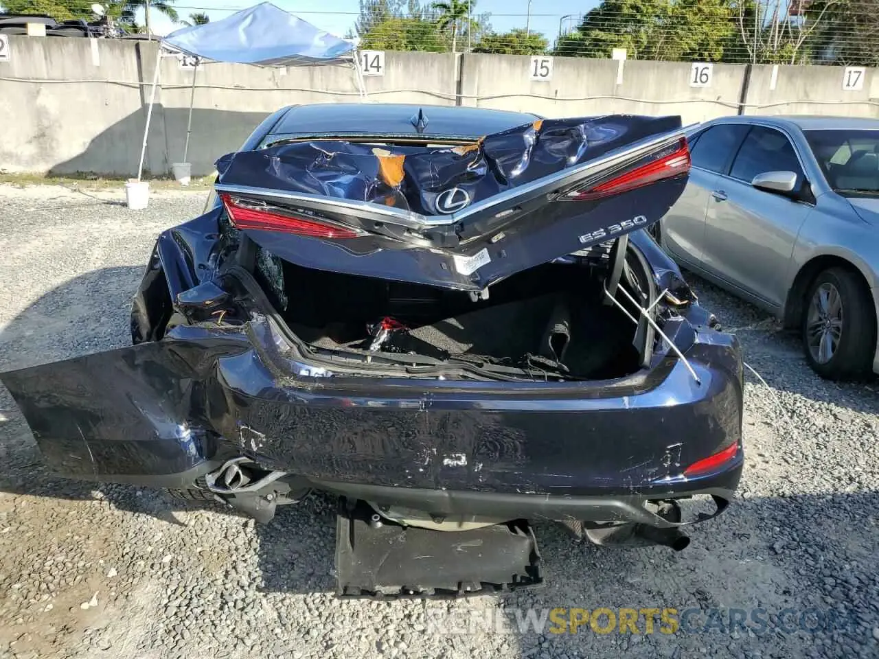 6 fotografías del automóvil dañado 58ACZ1B10MU103159 LEXUS ES350 2021