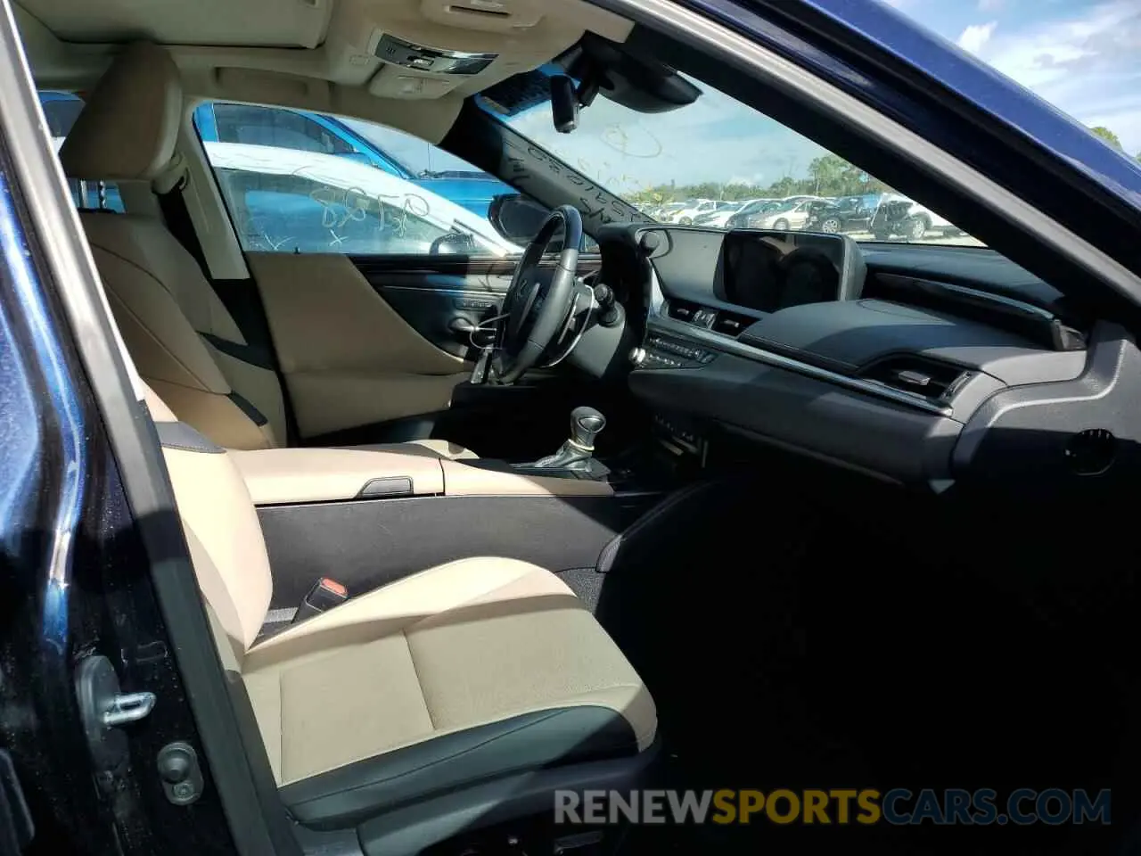 5 fotografías del automóvil dañado 58ADZ1B12MU084764 LEXUS ES350 2021