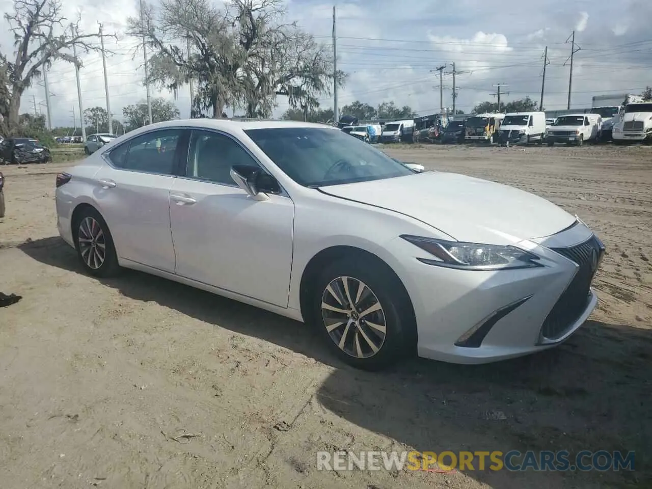 4 fotografías del automóvil dañado 58ADZ1B13MU103208 LEXUS ES350 2021