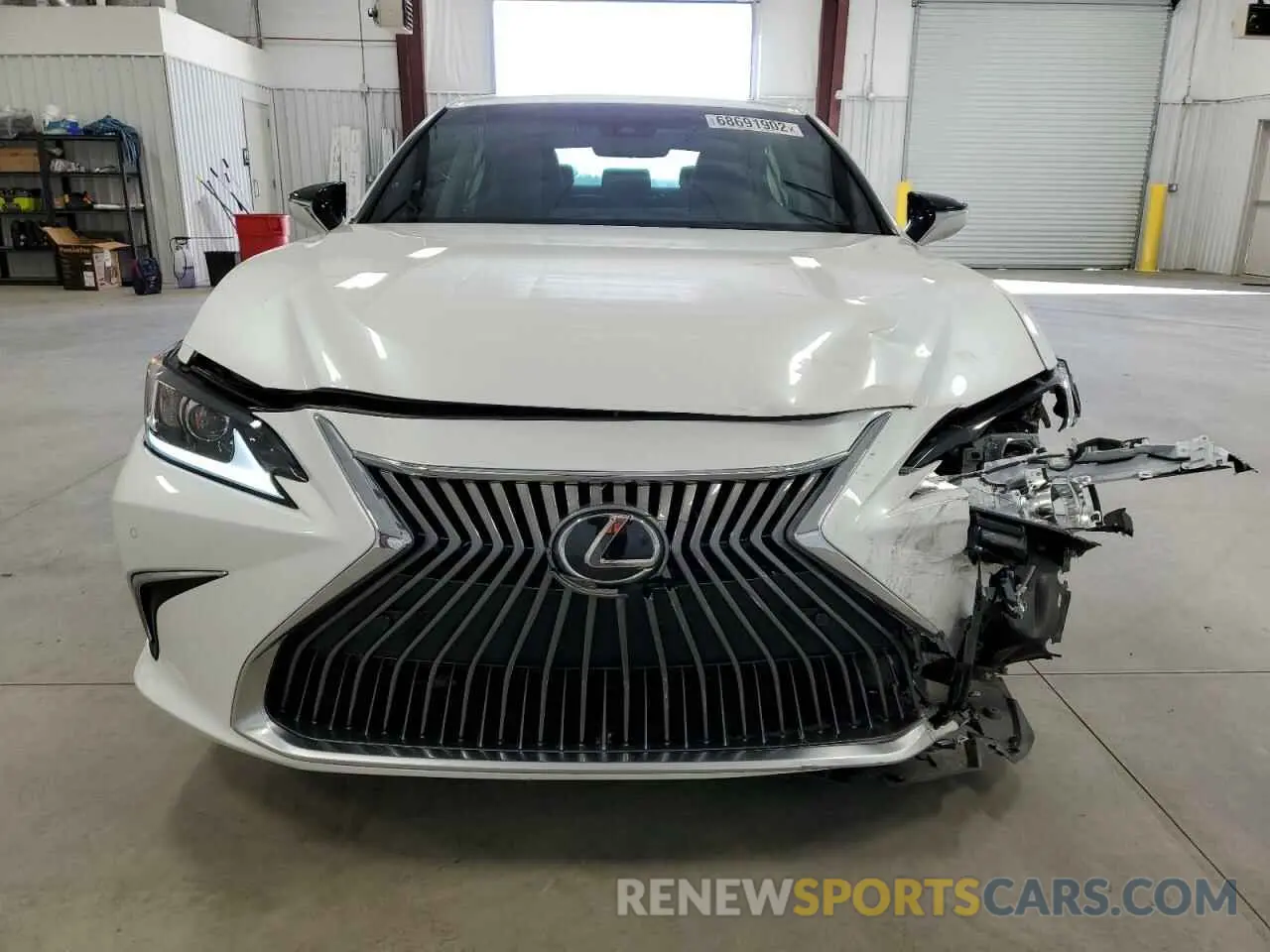 5 fotografías del automóvil dañado 58ADZ1B14MU085110 LEXUS ES350 2021