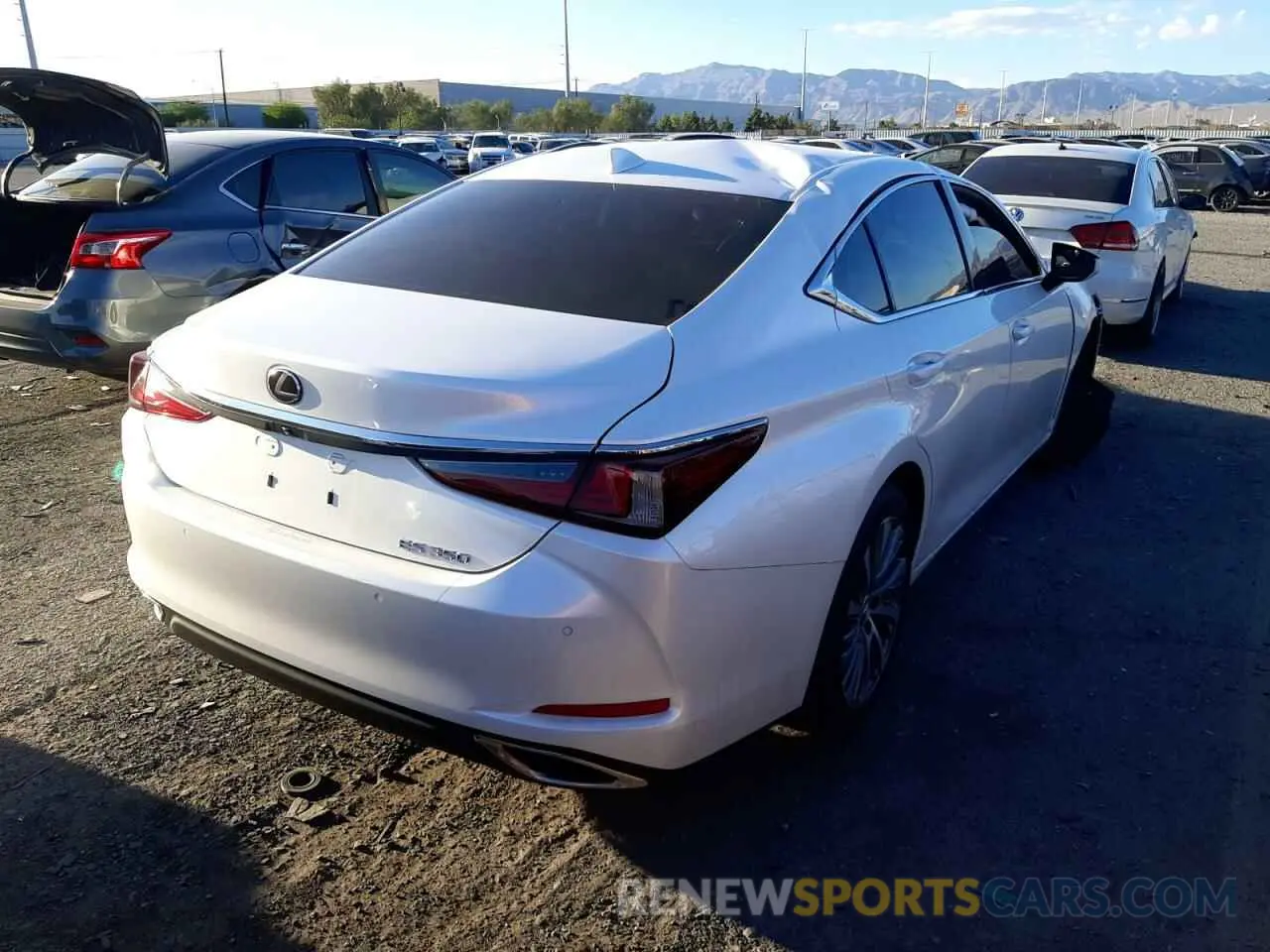 4 fotografías del automóvil dañado 58ADZ1B14MU090243 LEXUS ES350 2021