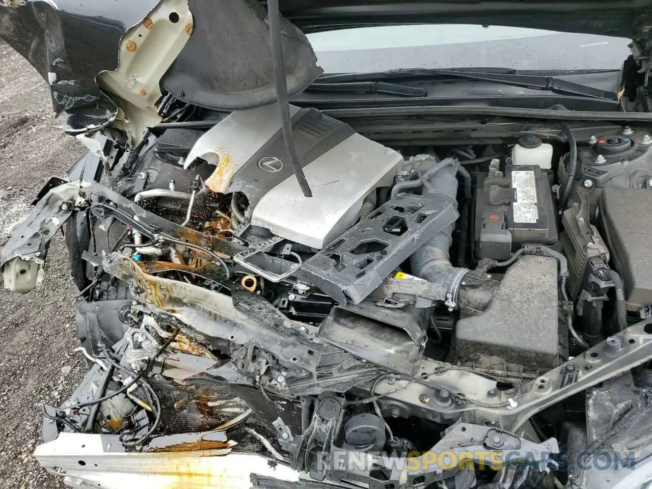 13 fotografías del automóvil dañado 58ADZ1B16MU087070 LEXUS ES350 2021