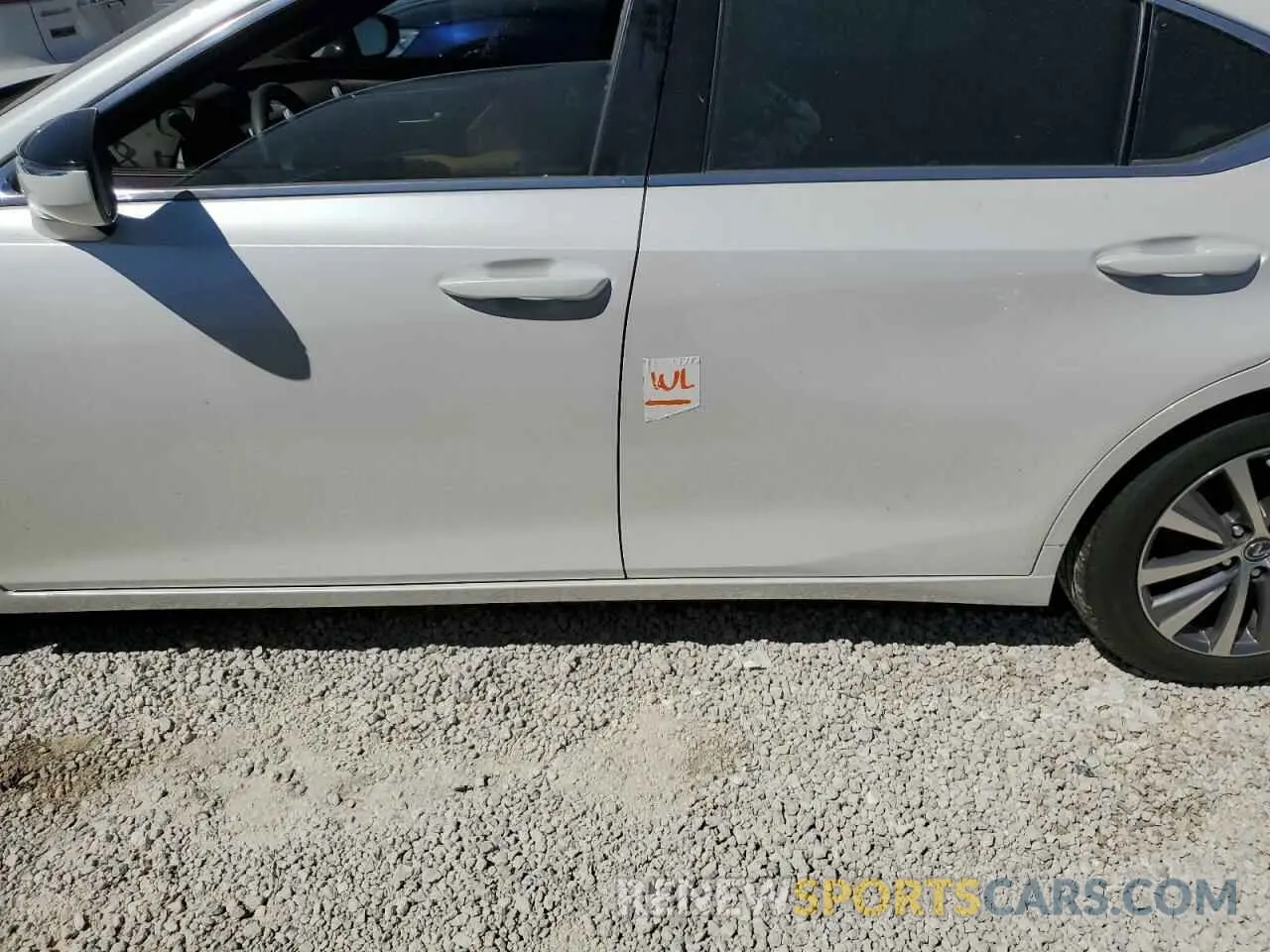9 fotografías del automóvil dañado 58ADZ1B1XMU098816 LEXUS ES350 2021