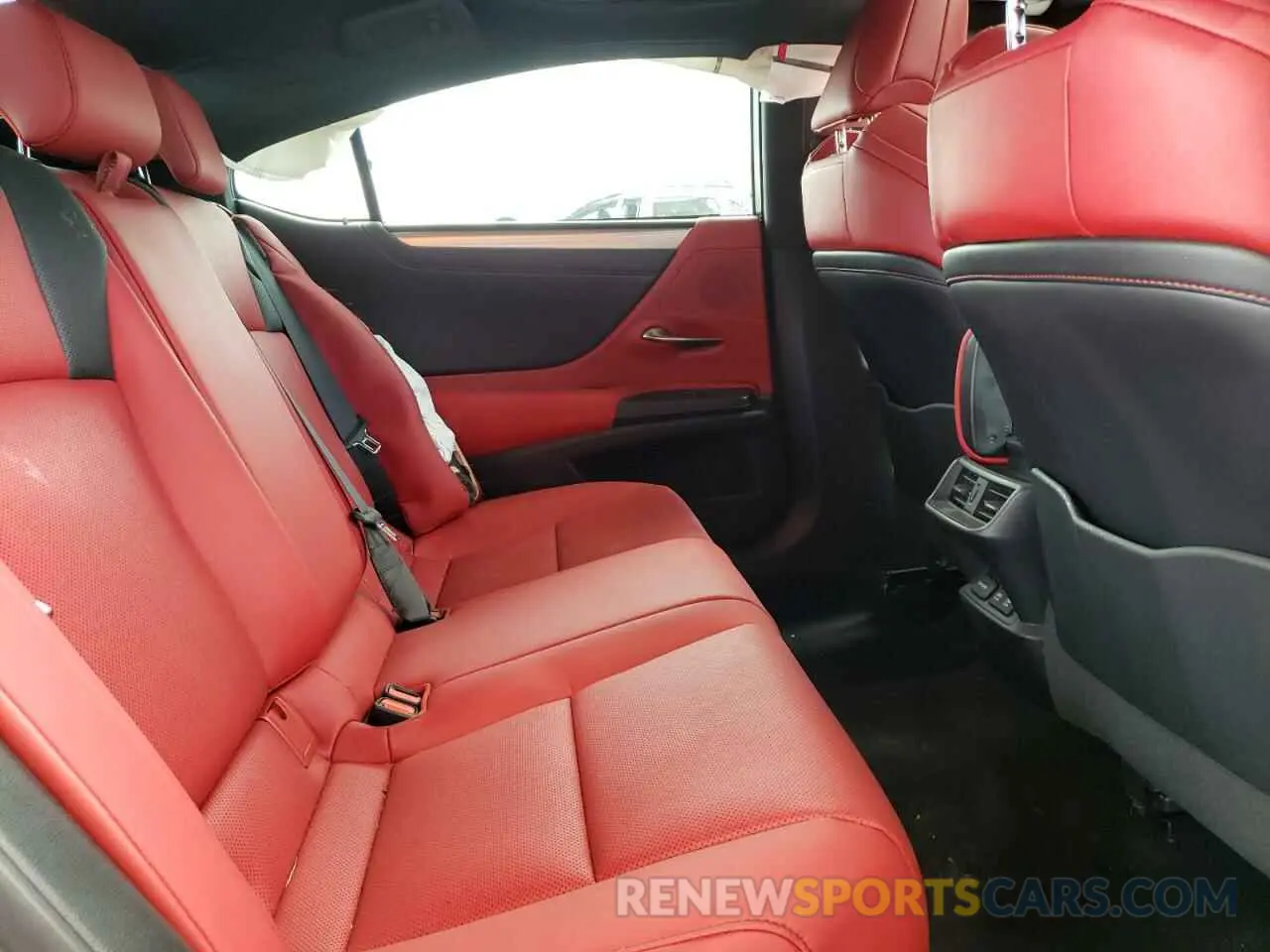6 fotografías del automóvil dañado 58AGZ1B14MU096363 LEXUS ES350 2021