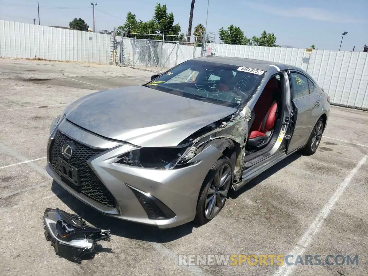 2 fotografías del automóvil dañado 58AGZ1B14MU105711 LEXUS ES350 2021
