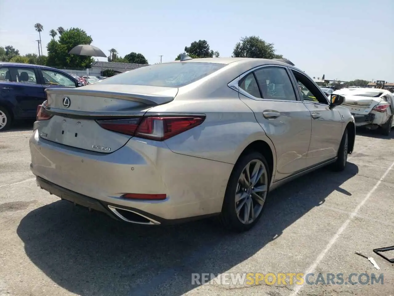 4 fotografías del automóvil dañado 58AGZ1B14MU105711 LEXUS ES350 2021