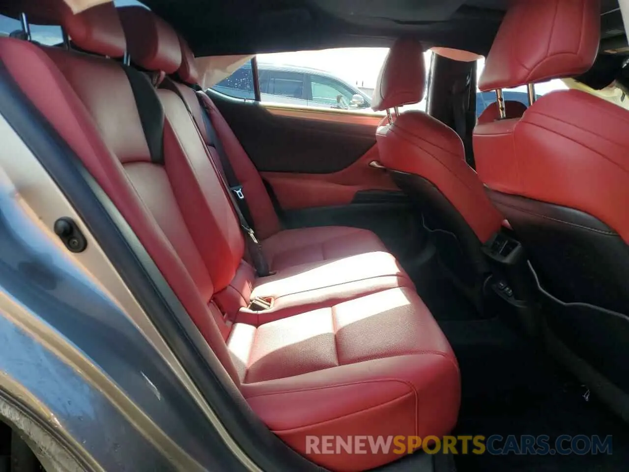 10 fotografías del automóvil dañado 58AGZ1B18MU092235 LEXUS ES350 2021