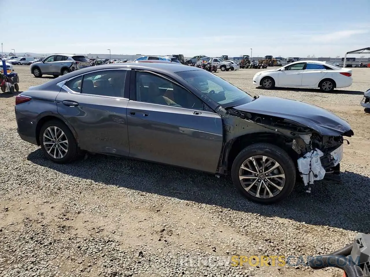 4 fotografías del automóvil dañado 58ACZ1B11NU136656 LEXUS ES350 2022