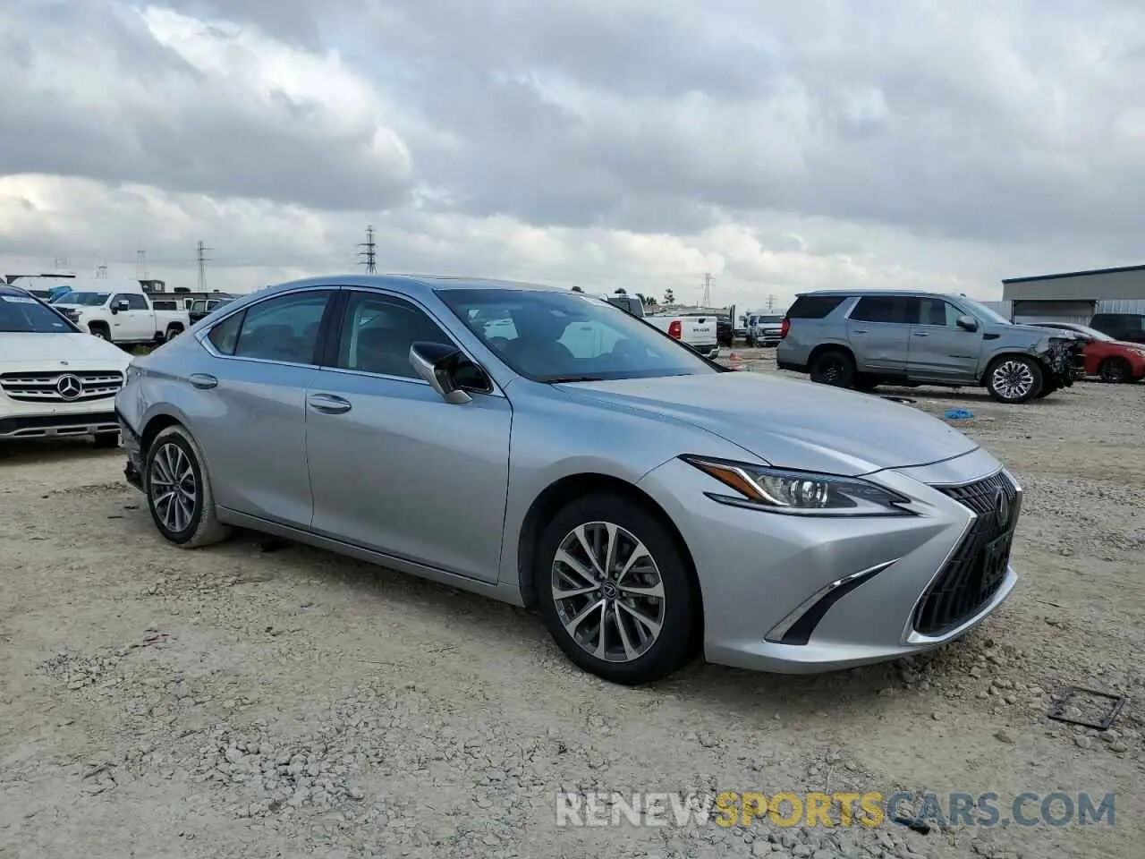 4 fotografías del automóvil dañado 58ACZ1B18NU118798 LEXUS ES350 2022