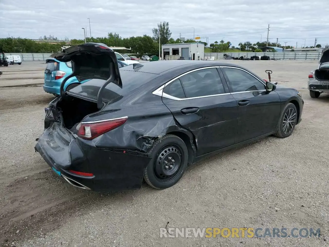 3 fotografías del automóvil dañado 58ADZ1B10NU120677 LEXUS ES350 2022
