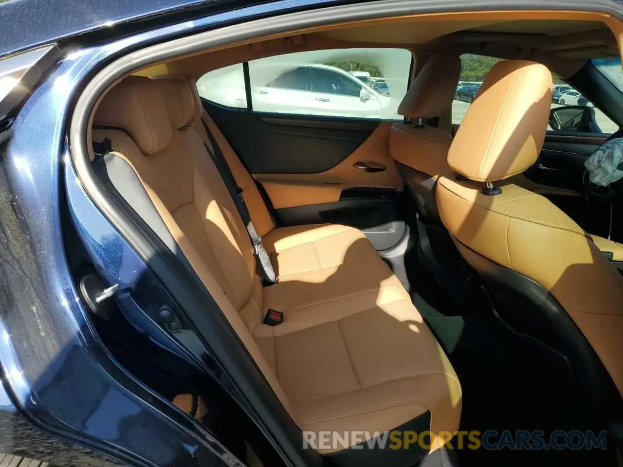 11 fotografías del automóvil dañado 58ADZ1B11NU111423 LEXUS ES350 2022