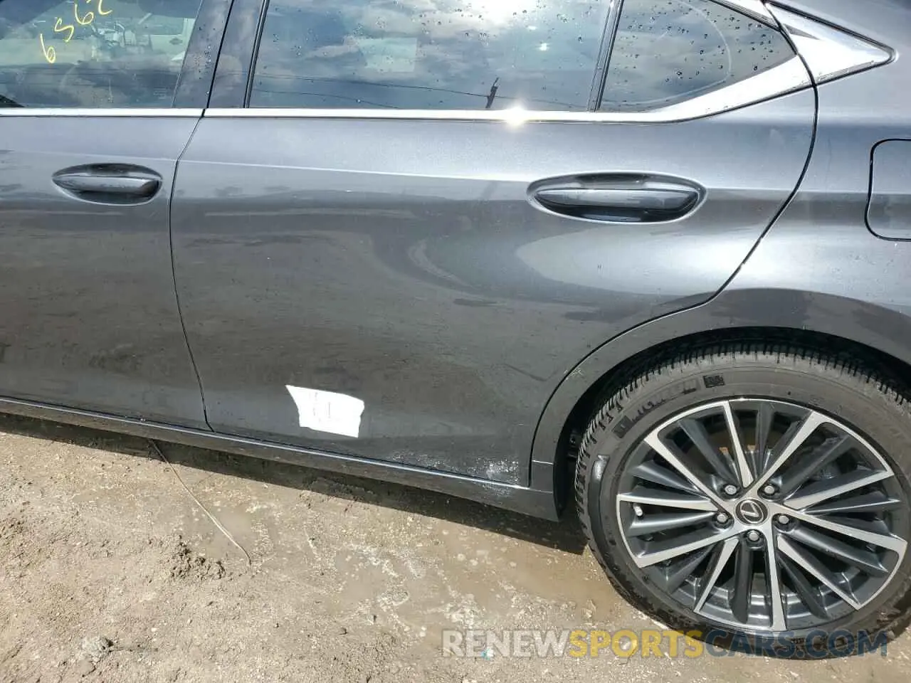 12 fotografías del automóvil dañado 58ADZ1B12NU121796 LEXUS ES350 2022