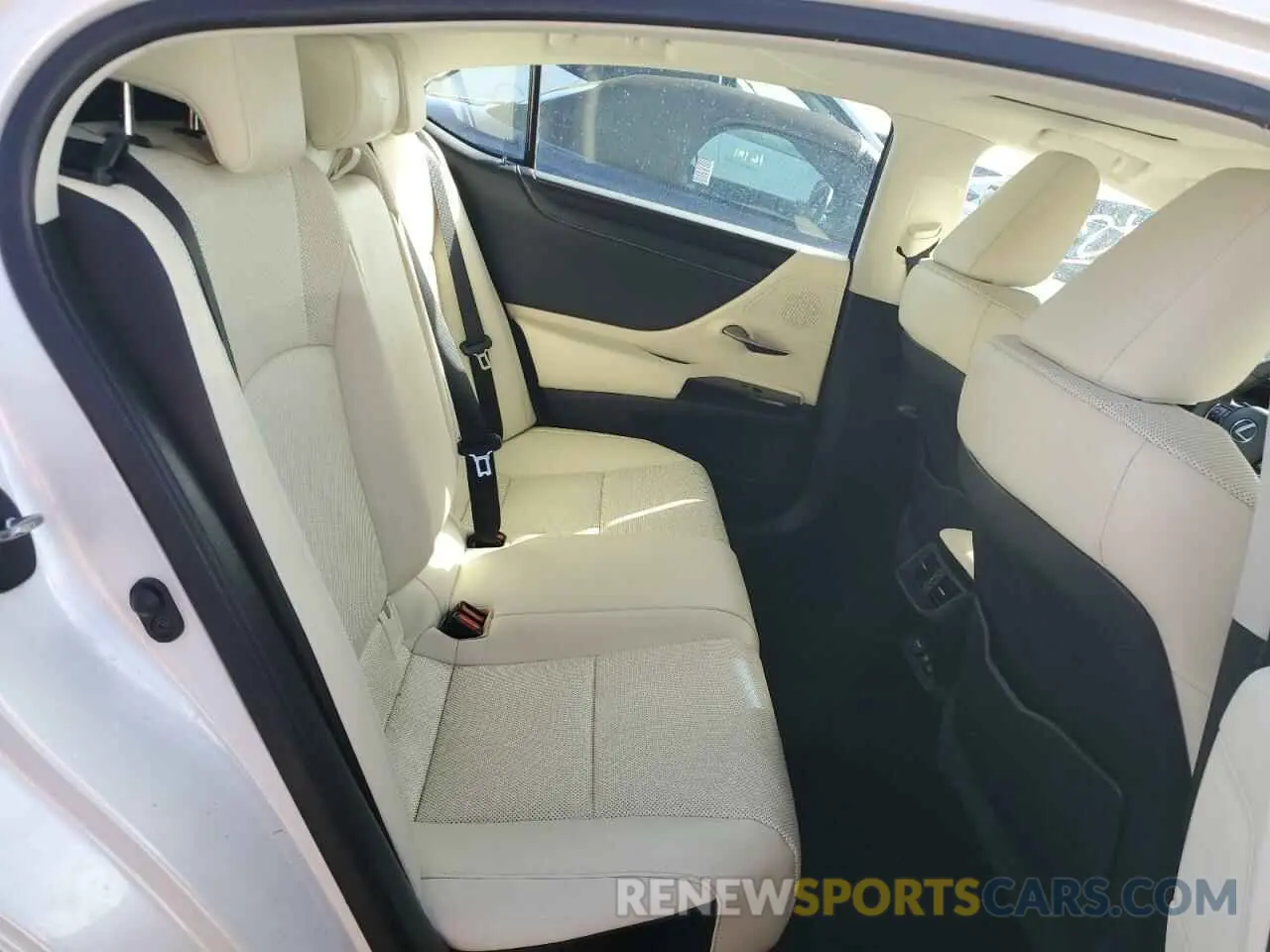 10 fotografías del automóvil dañado 58ADZ1B13NU112220 LEXUS ES350 2022