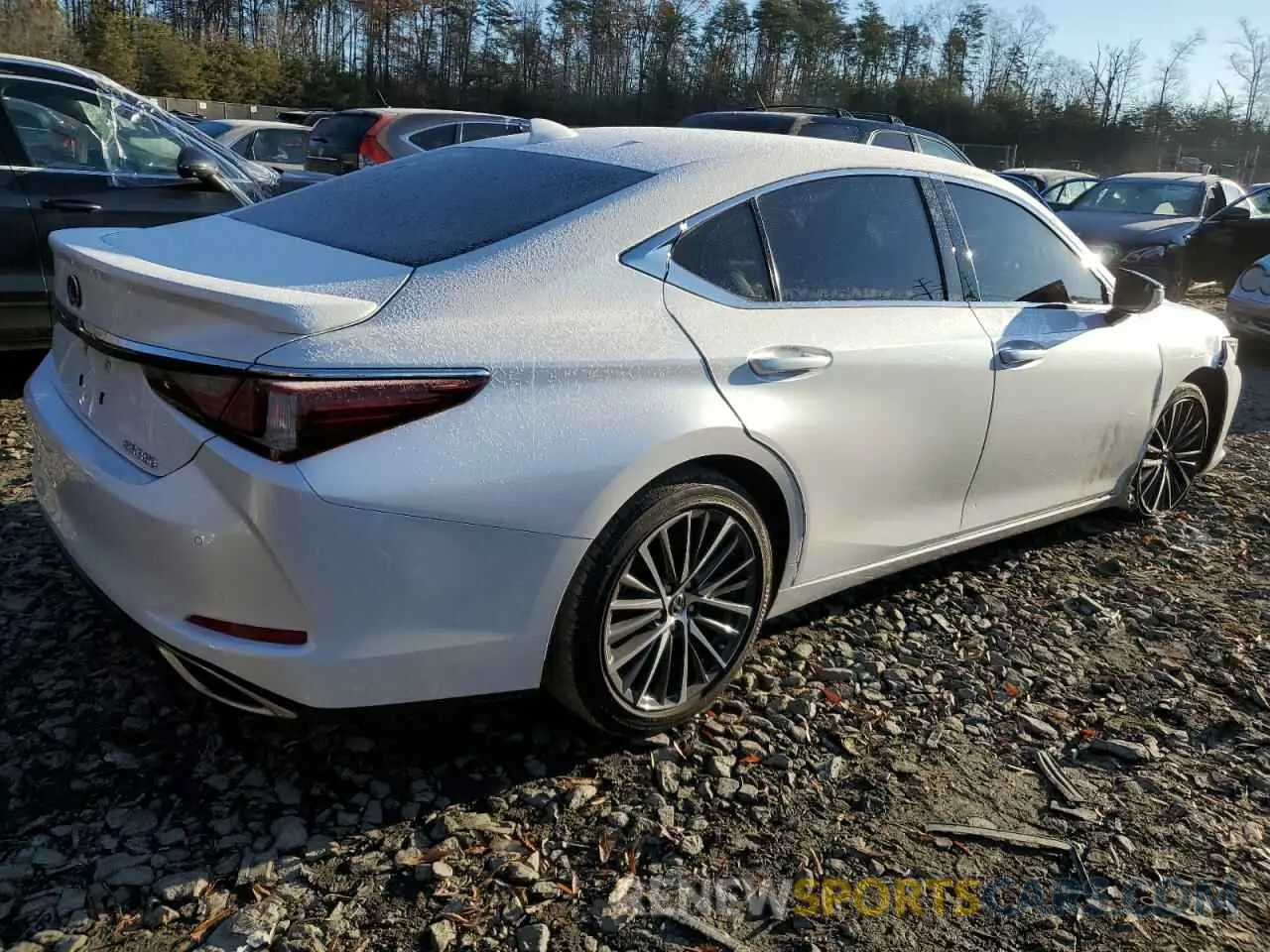 3 fotografías del automóvil dañado 58ADZ1B13NU123086 LEXUS ES350 2022