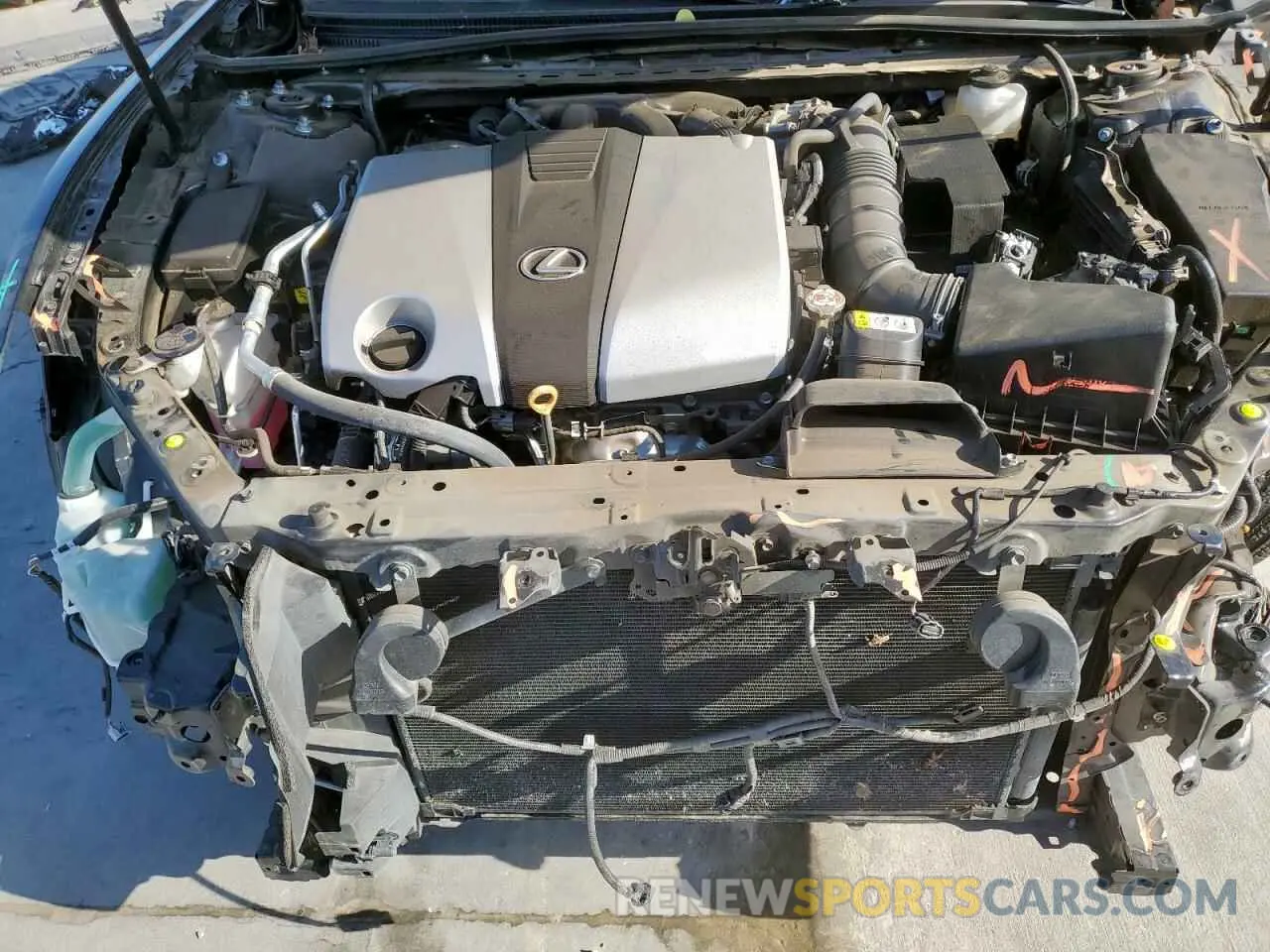 11 fotografías del automóvil dañado 58ADZ1B14NU125722 LEXUS ES350 2022