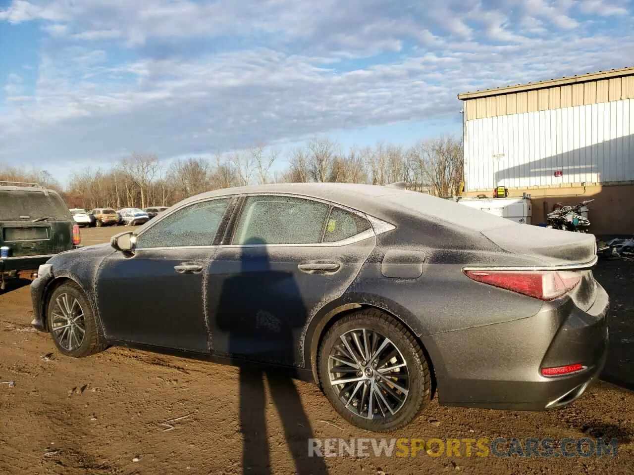 2 fotografías del automóvil dañado 58ADZ1B14NU133013 LEXUS ES350 2022