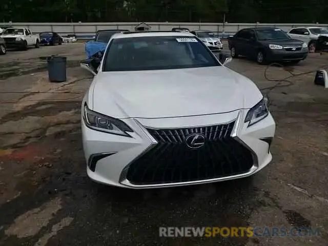 13 fotografías del automóvil dañado 58ADZ1B17NU123334 LEXUS ES350 2022