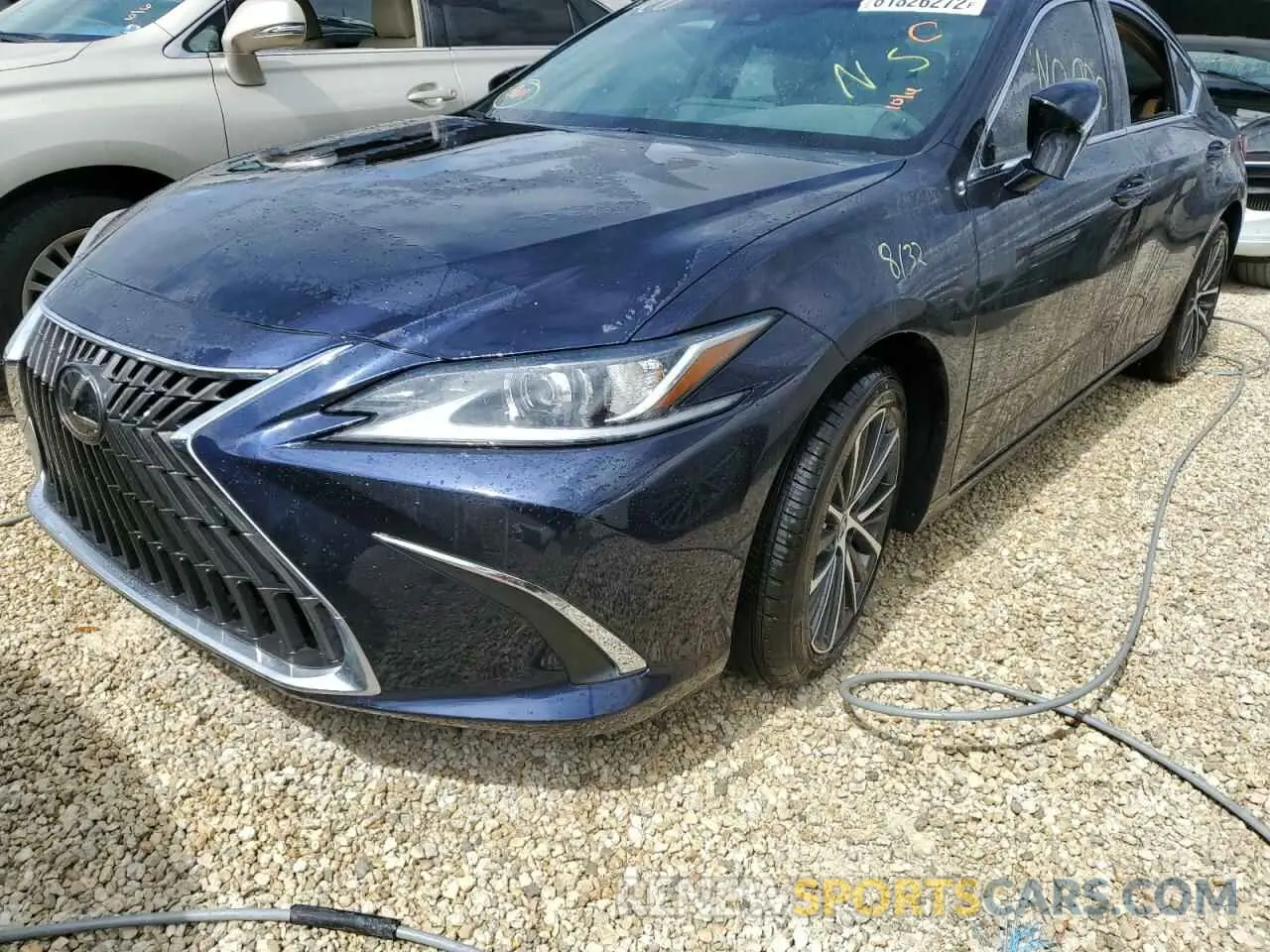 2 fotografías del automóvil dañado 58ADZ1B18NU118725 LEXUS ES350 2022