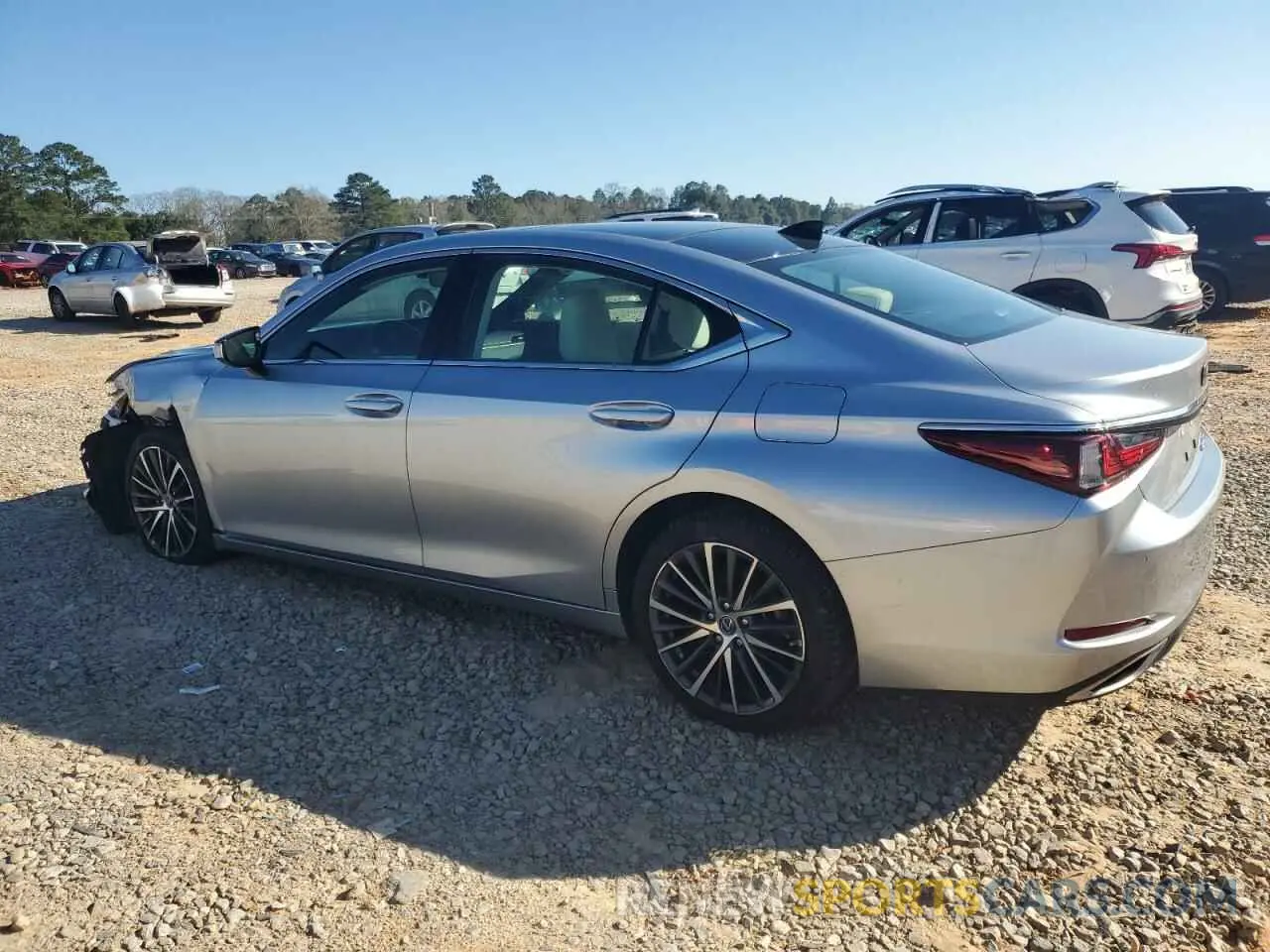 2 fotografías del automóvil dañado 58ADZ1B18NU135301 LEXUS ES350 2022