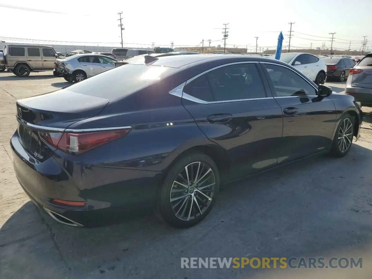 3 fotografías del automóvil dañado 58ADZ1B18NU135704 LEXUS ES350 2022