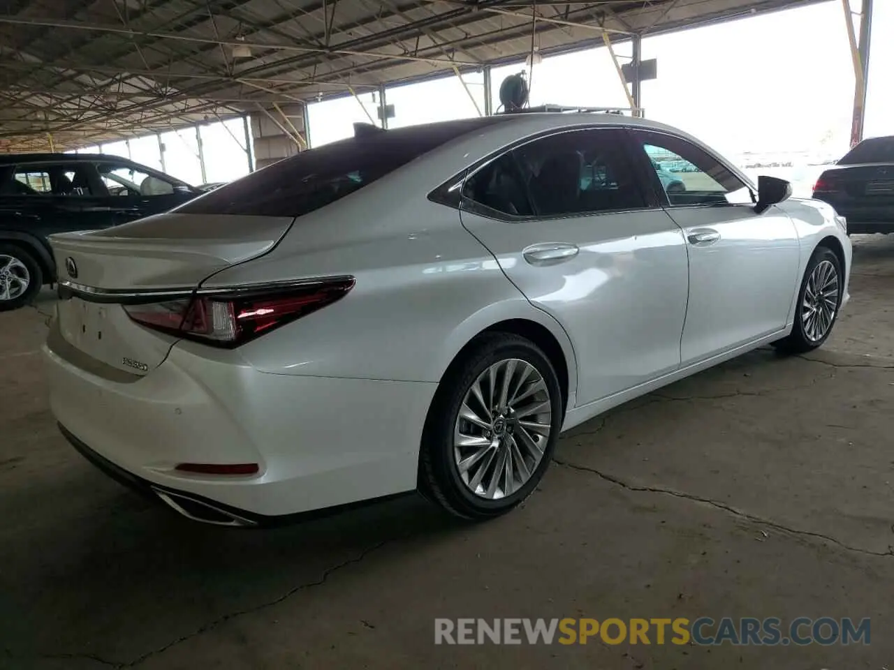 3 fotografías del automóvil dañado 58AEZ1B10NU113829 LEXUS ES350 2022