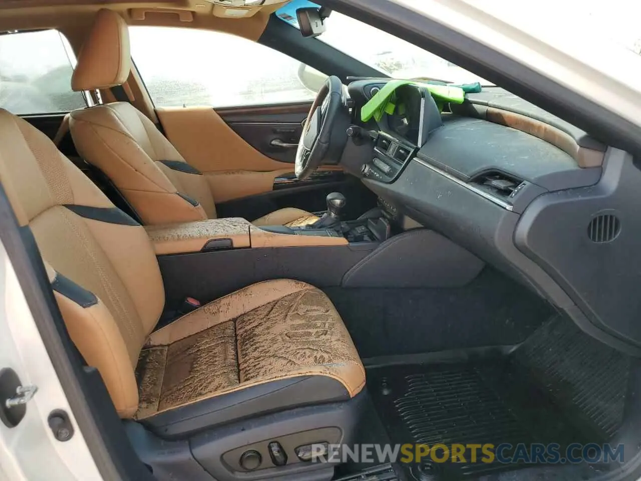 5 fotografías del automóvil dañado 58AFZ1B14NU130590 LEXUS ES350 2022