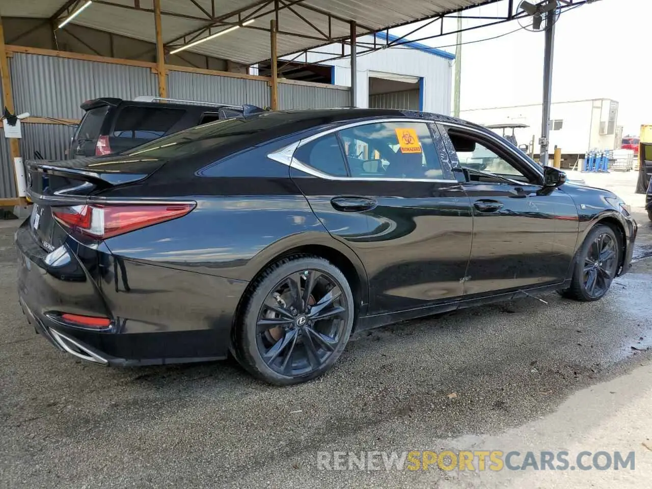 3 fotografías del automóvil dañado 58AGZ1B13NU119598 LEXUS ES350 2022