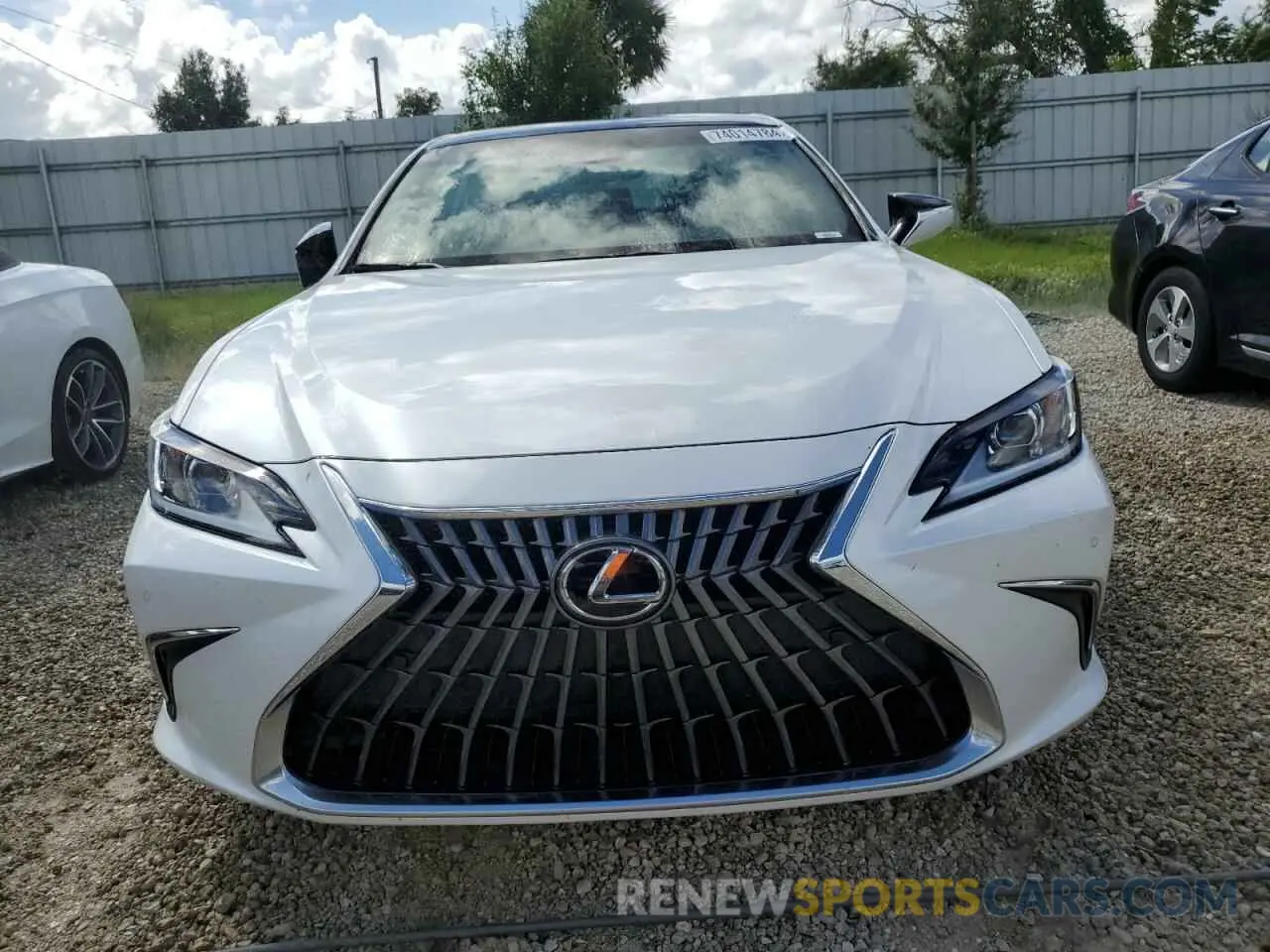 5 fotografías del automóvil dañado 58ADZ1B18PU142154 LEXUS ES350 2023