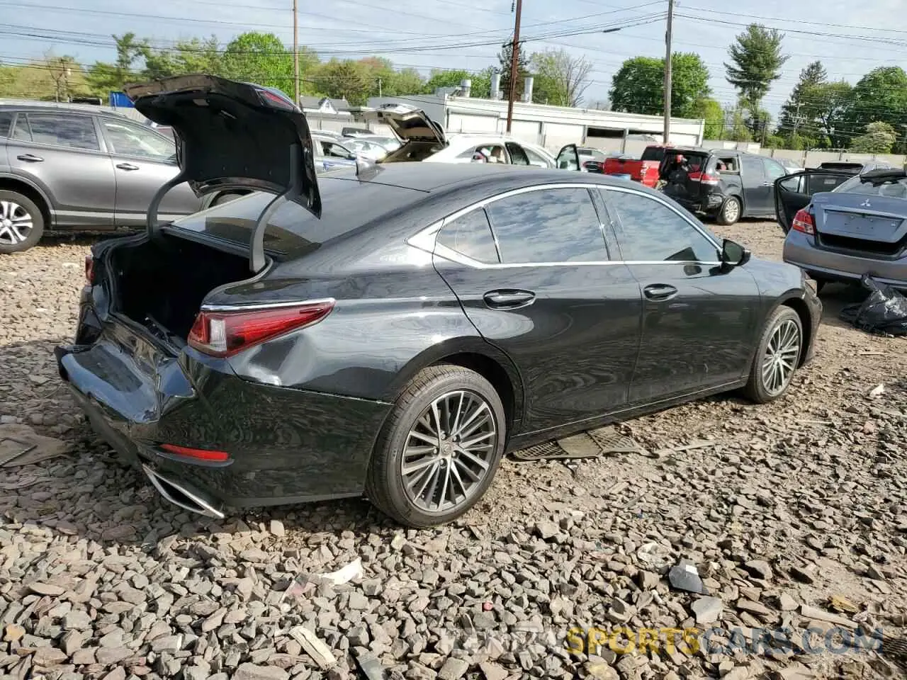 3 fotografías del automóvil dañado 58ADZ1B1XPU140762 LEXUS ES350 2023
