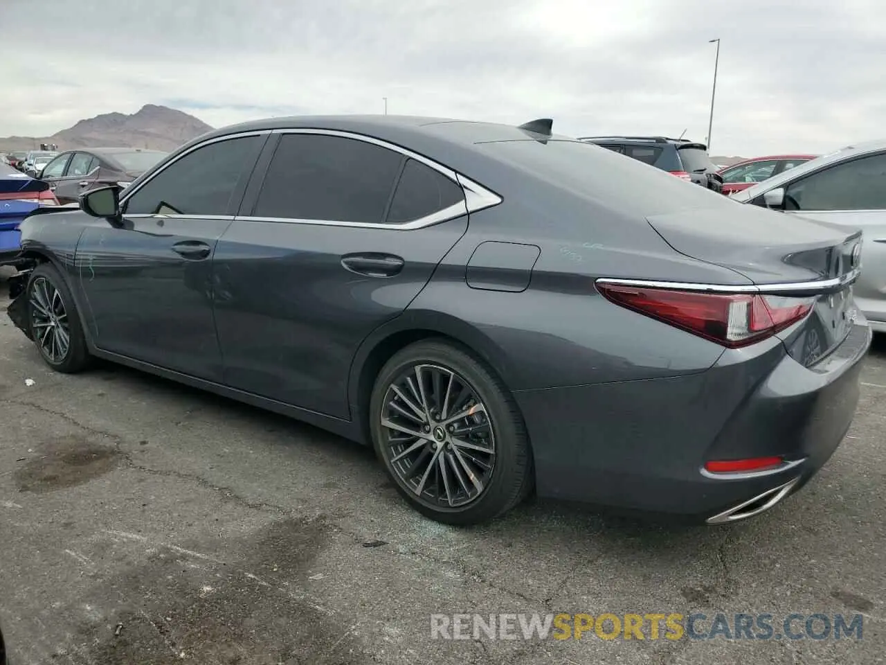2 fotografías del automóvil dañado 58ADZ1B1XPU148747 LEXUS ES350 2023