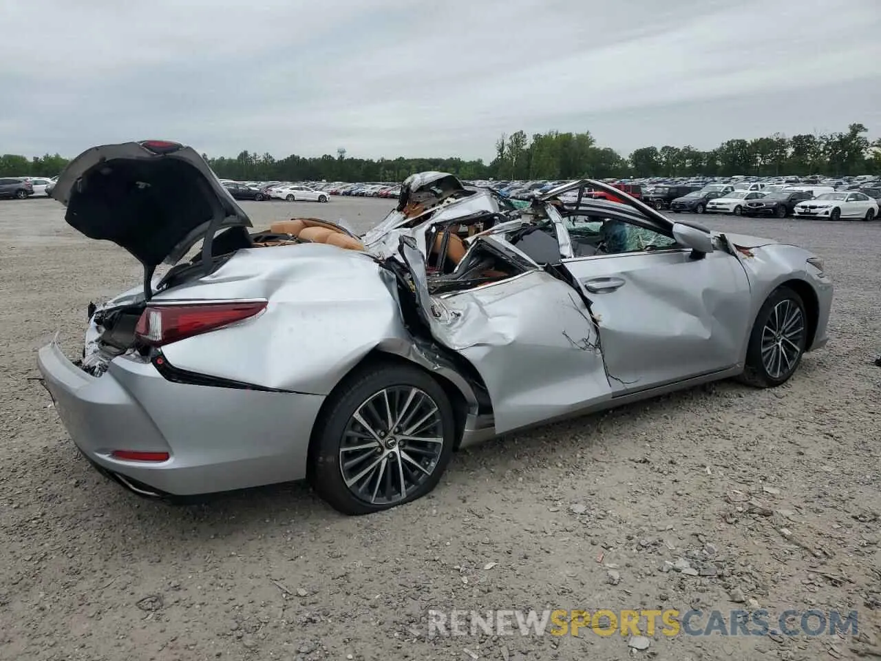 3 fotografías del automóvil dañado 58ADZ1B11RU165164 LEXUS ES350 2024