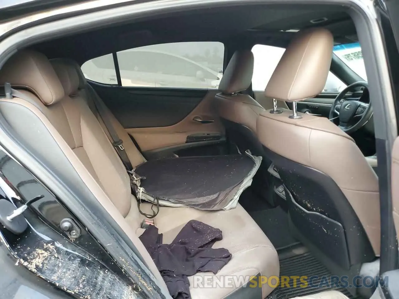 11 fotografías del automóvil dañado 58ADZ1B11RU167660 LEXUS ES350 2024