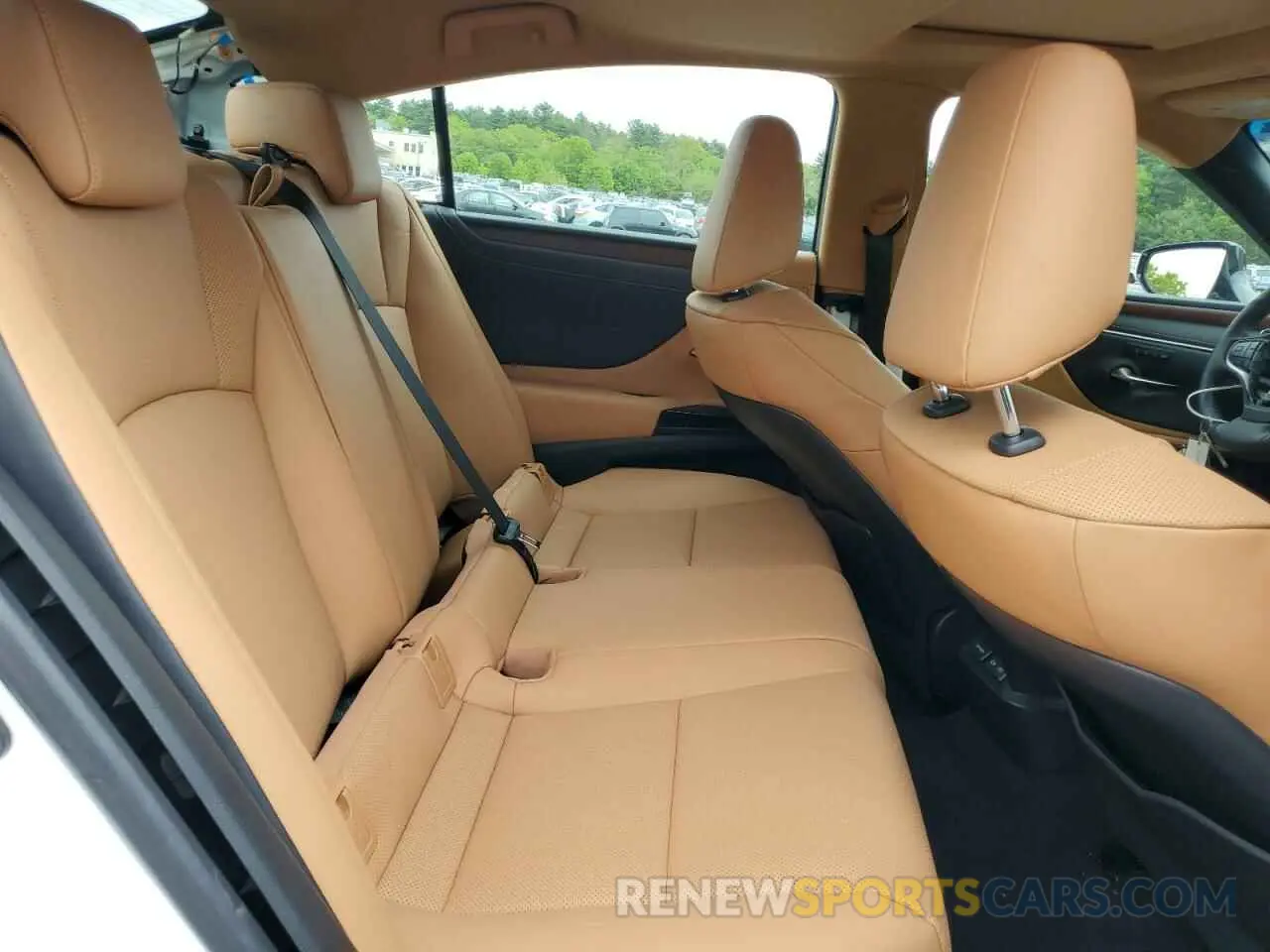 10 fotografías del automóvil dañado 58ADZ1B12RU162502 LEXUS ES350 2024