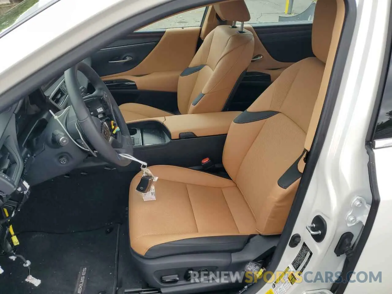 7 fotografías del automóvil dañado 58ADZ1B12RU162502 LEXUS ES350 2024