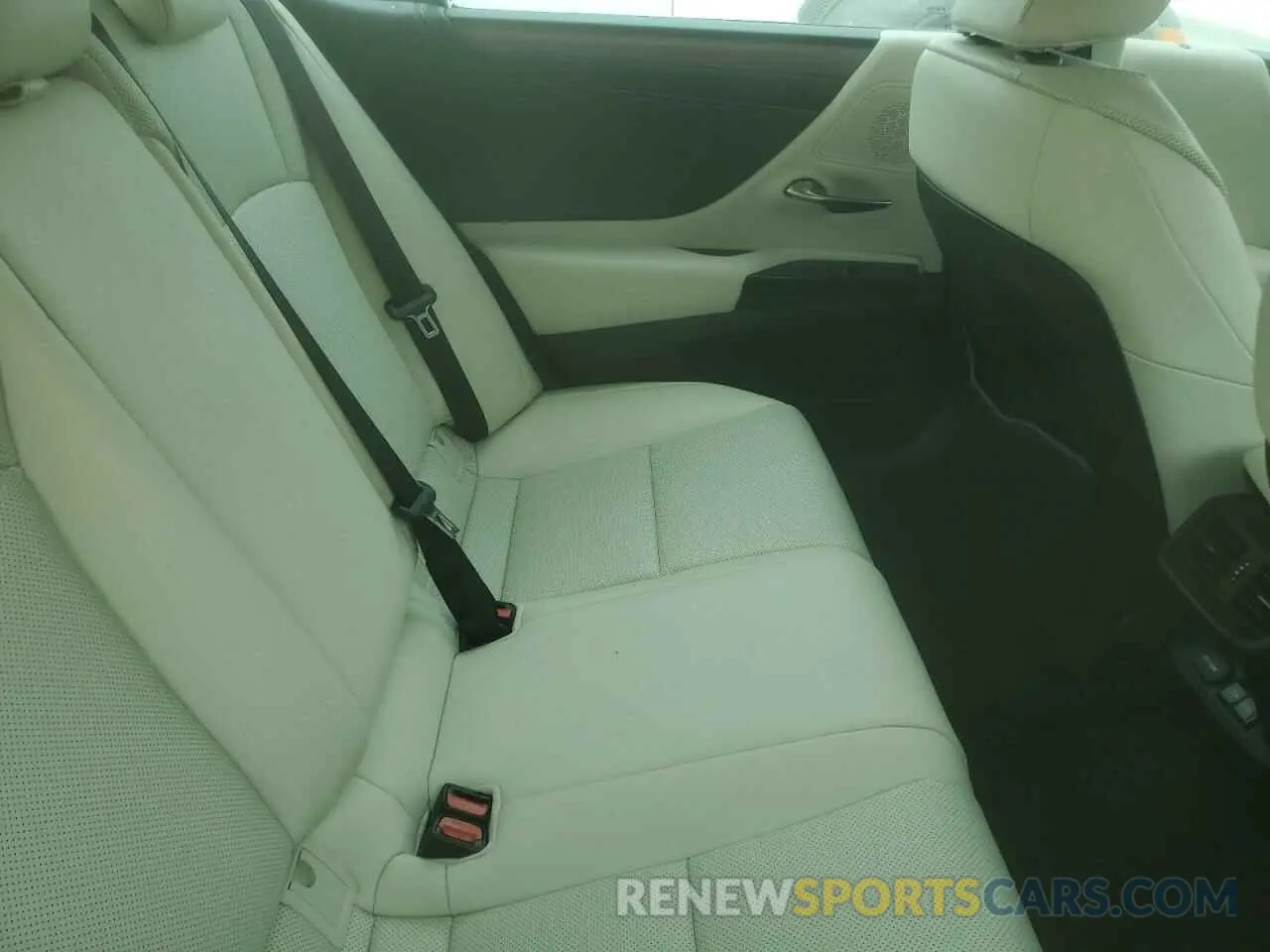 10 fotografías del automóvil dañado 58ADZ1B12RU169143 LEXUS ES350 2024